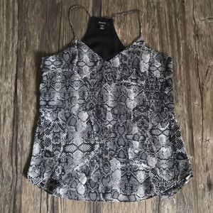🔥 TREND ALERT! RW&CO Grey & Black Snake Skin Camisole Tank
